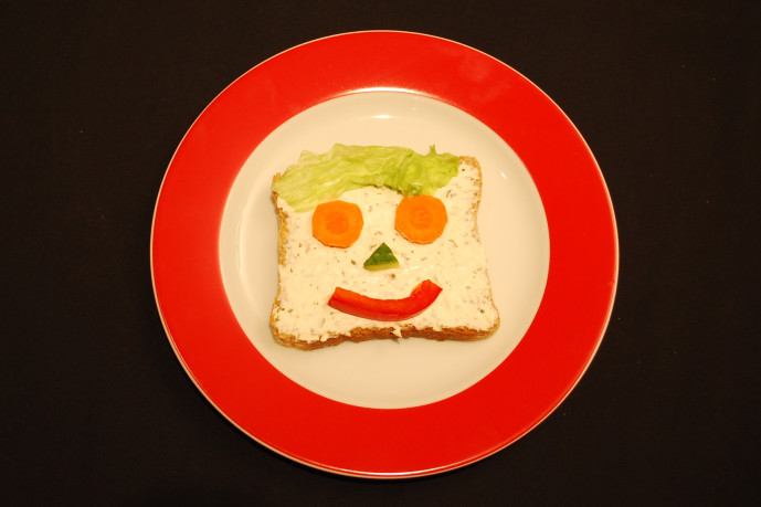 Gemüse-Gesichter - Kinderspiele-Welt.de Gemüse-Gesichter - Kinderspiele-Welt.de