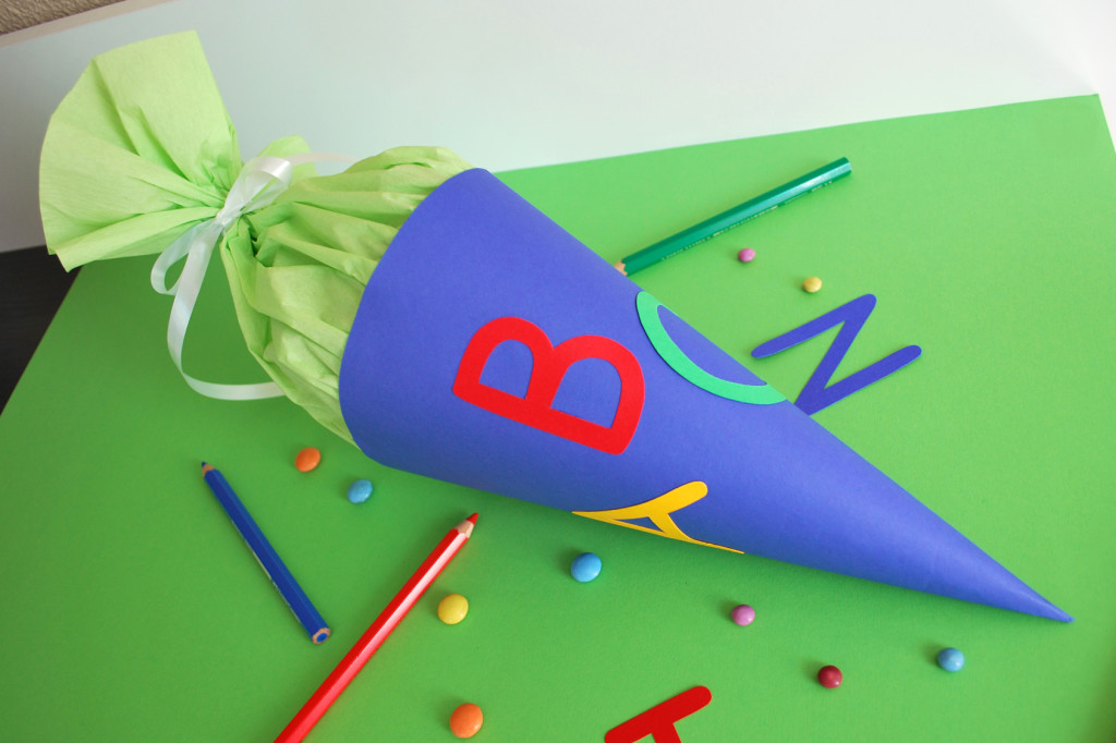 Schultüte basteln - Kinderspiele-Welt.de