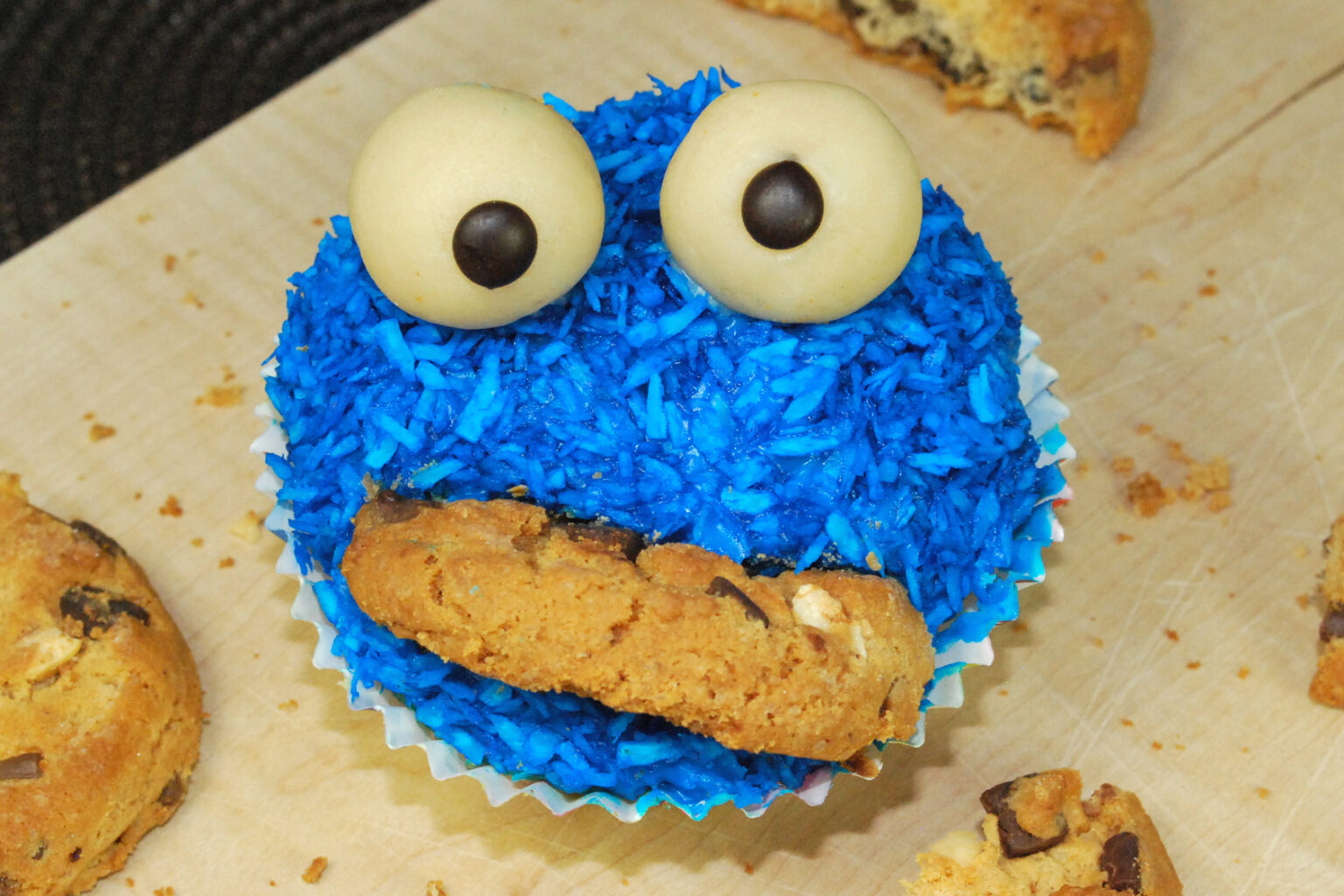 Krümelmonster-Muffins - Kinderspiele-Welt.de Krümelmonster-Muffins - Kinderspiele-Welt.de