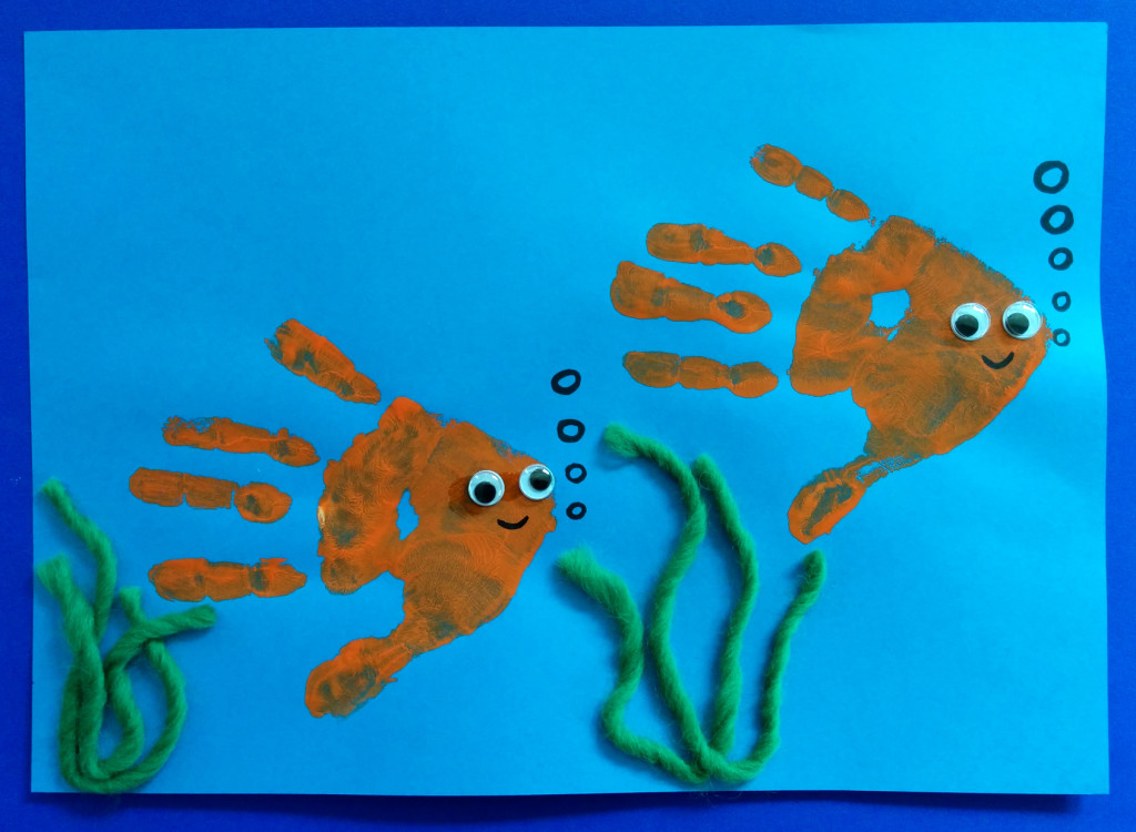 Fische basteln KinderspieleWelt.de